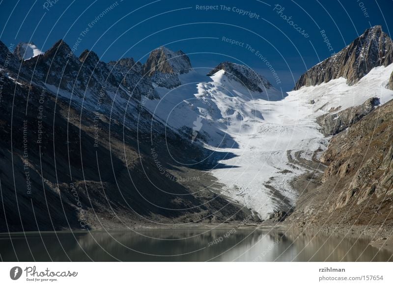 Oberaargletscher Berge u. Gebirge Gipfel Bergkamm Bergkette Gletscher Grimsel Pass Hügel Stausee Bergkante Oberaarsee