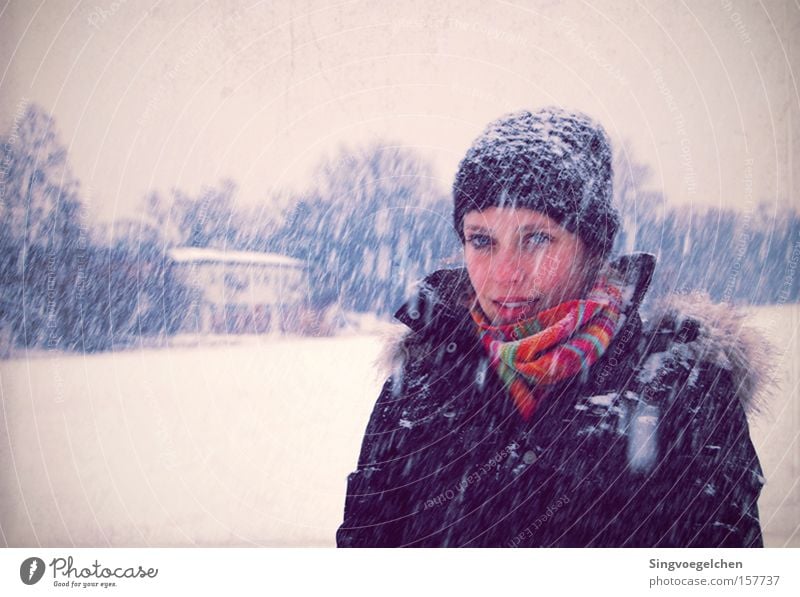 regina della neve Schneefall Schal violett Mütze kalt Winter blau Jugendliche cappenberg lünen