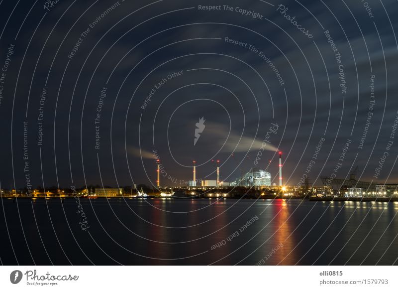 Kraftwerk und Hafen Amager in Kopenhagen, Dänemark Industrie Stadt Schornstein Energie Umweltverschmutzung Wasser regenerativ Dunst Emission Trichter Station