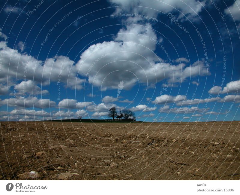 Gupfen Wolken Feld Panorama (Aussicht) Weitwinkel Berge u. Gebirge Erde Himmel Schatten Hütte groß