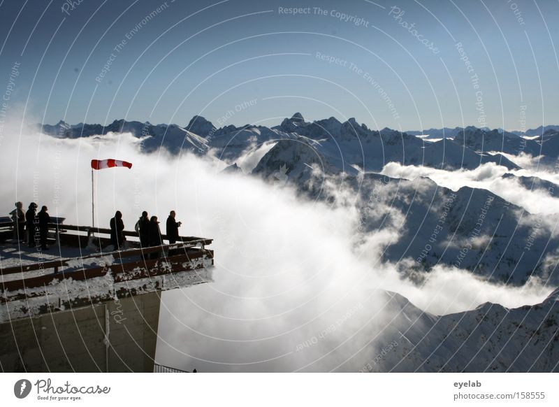 Unverbaubar Himmel Wolken Berge u. Gebirge kalt Mensch Plattform Wind Aussicht Ferne Horizont Gipfel Station Bergstation Ferien & Urlaub & Reisen