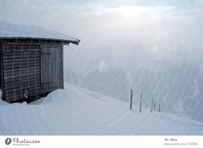 wochenendhäuschen Winter Alm Berge u. Gebirge Schneehütte Schneelandschaft Holzhütte Bundesland Tirol Österreich Nebel Hütte Alpen snow mountains