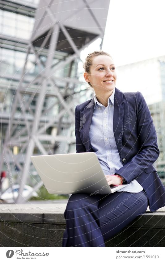 Outdoor Lifestyle Bildung Wissenschaften Erwachsenenbildung Berufsausbildung Azubi Praktikum Studium lernen Student Business Notebook Fortschritt Zukunft