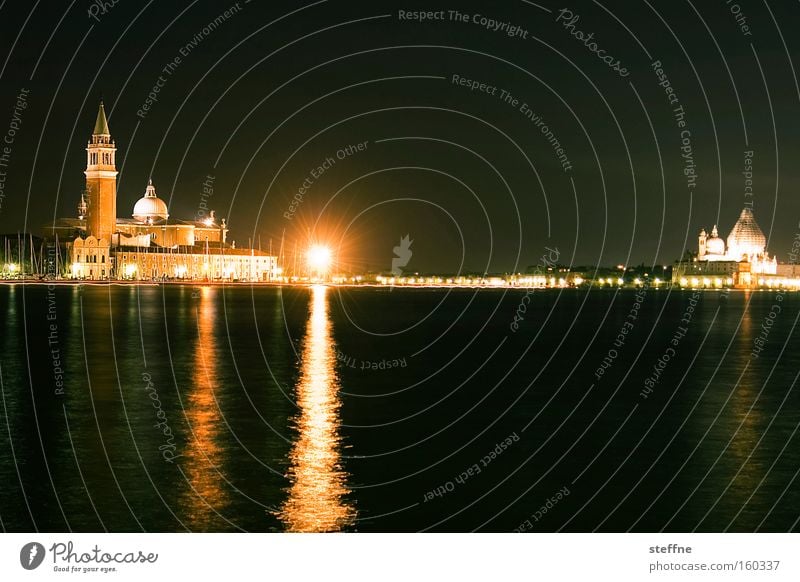 VENICE BEACH Venedig Italien Ferien & Urlaub & Reisen Wasser Nacht dunkel ruhig Frieden Tourismus Hochwasser Gotteshäuser Wahrzeichen Denkmal Venezia