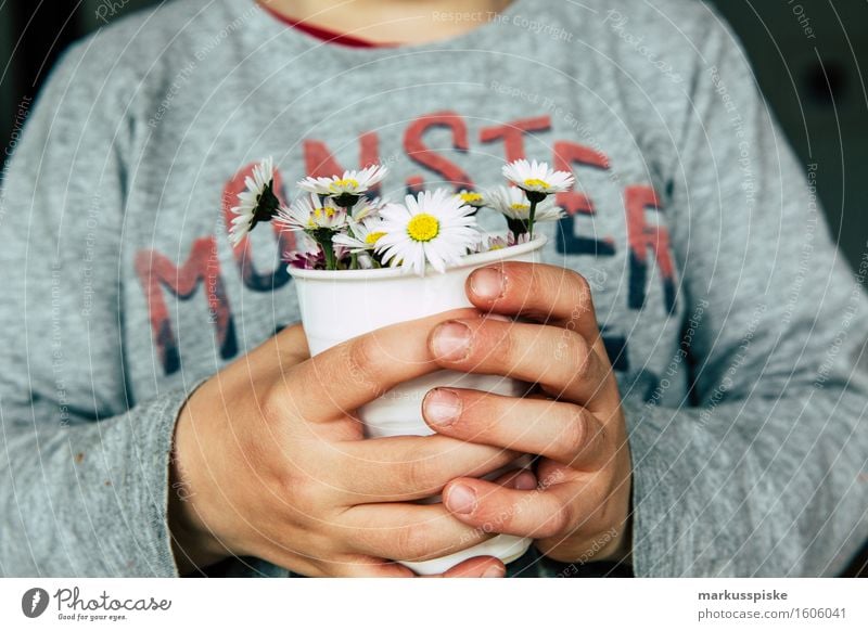 gänseblümchen zum muttertag Lifestyle Freizeit & Hobby Spielen Häusliches Leben Wohnung Valentinstag Muttertag Hochzeit Geburtstag Kindererziehung Kindergarten