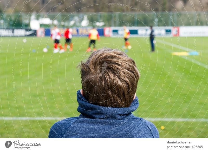 neulich beim Fußball oder: der SC Freiburg steigt auf !!!! Freizeit & Hobby Spielen Fußballplatz Fußballtraining Sport Fitness Sport-Training Ballsport Sportler