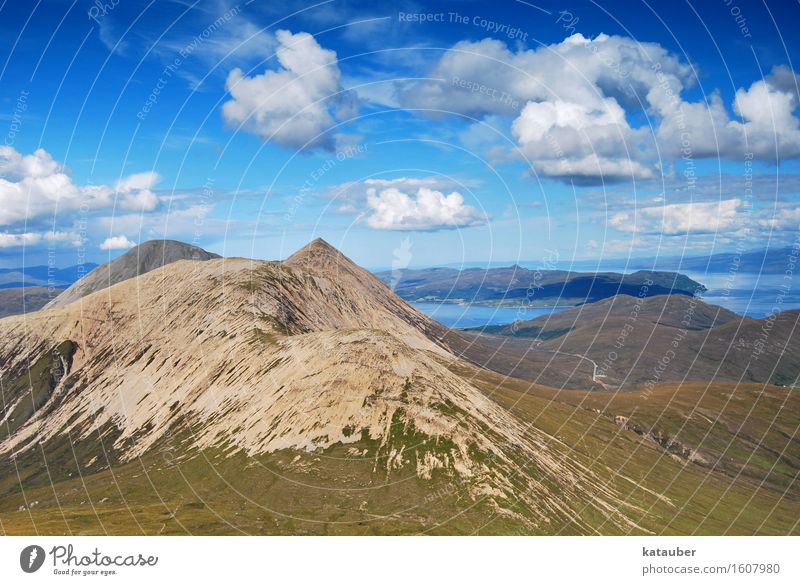 schottland von seiner schönsten seite Landschaft Himmel Wolken Sommer Schönes Wetter Berge u. Gebirge Gipfel Blick wandern ästhetisch außergewöhnlich Euphorie