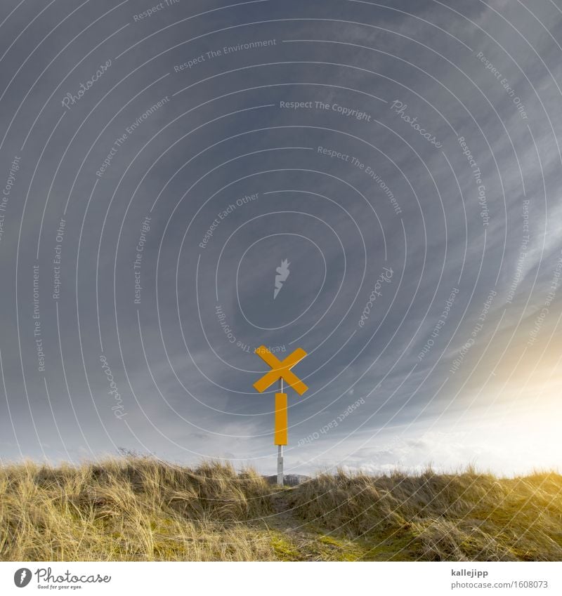 ahoi Küste Ostsee Meer Verkehr Verkehrswege Schifffahrt Zeichen Schilder & Markierungen Hinweisschild Warnschild Verkehrszeichen Kreuz Verbote Düne Himmel