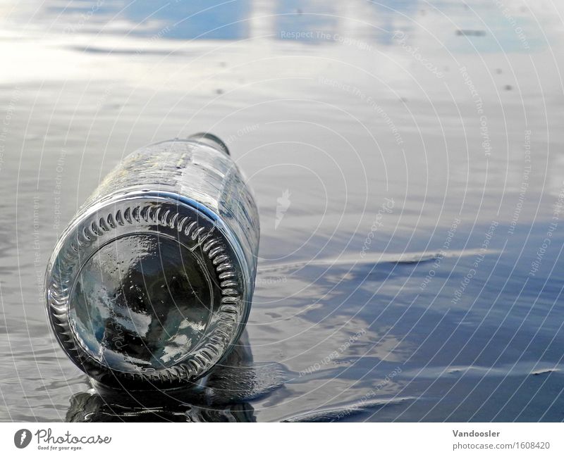 Flaschenpost Ferien & Urlaub & Reisen Ferne Strand Meer Sand Wasser Küste Nordsee Glas blau grau Hoffnung Sehnsucht Einsamkeit kommen finden Fundstück Strandgut