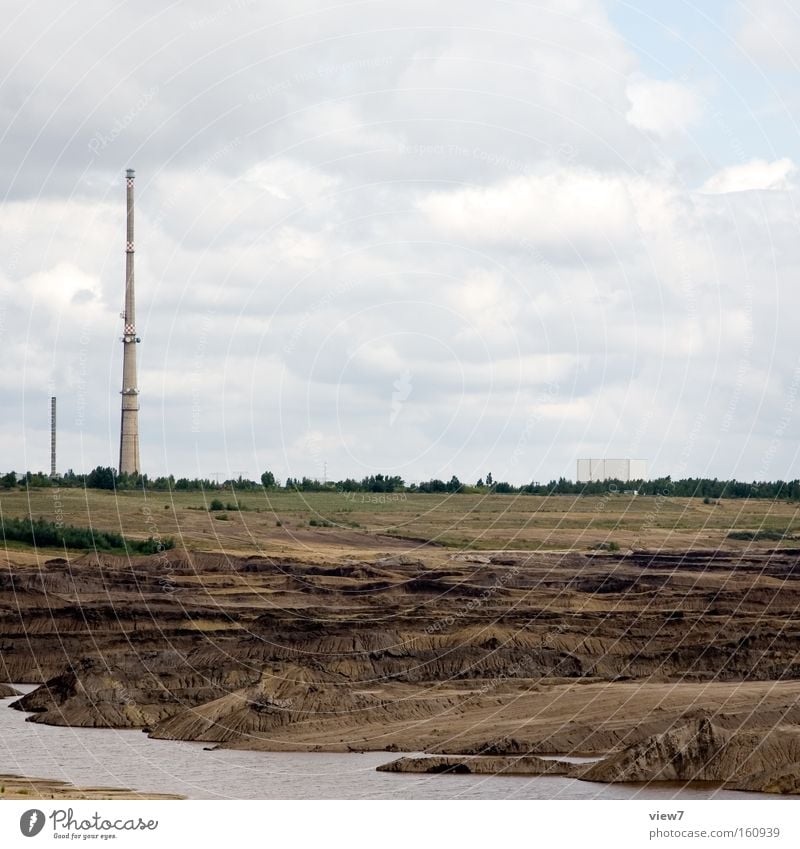 schöne Heimat Stromkraftwerke Heizkraftwerk Industriefotografie Umweltverschmutzung ökologisch Umweltschutz Kohle Schornstein Landschaft karg trist Horizont