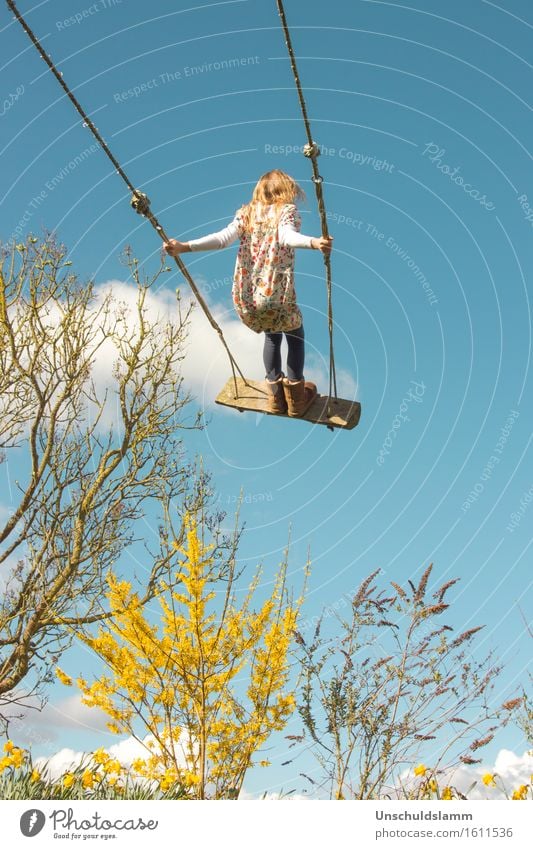 How to catch a cloud Lifestyle Freizeit & Hobby Spielen Kinderspiel Mensch Mädchen Kindheit Leben 3-8 Jahre Wolken Frühling Schönes Wetter Pflanze Sträucher