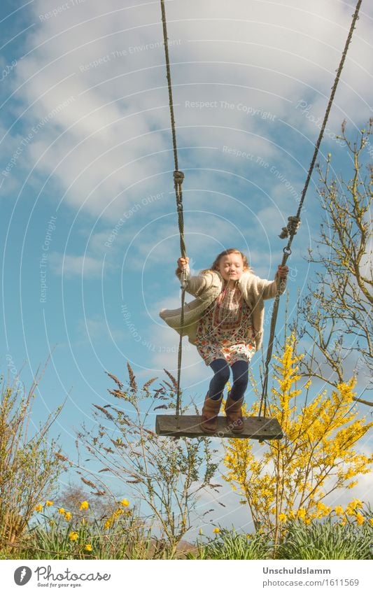 Lieber Frühling.... Spielen Kinderspiel Kindererziehung Kindergarten Mensch Mädchen Kindheit Leben 3-8 Jahre Natur Wolken Schönes Wetter Wind Sträucher fliegen