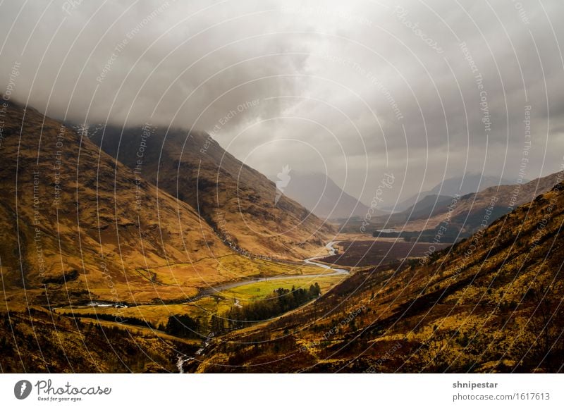 Glen Etive Ferien & Urlaub & Reisen Abenteuer Expedition Berge u. Gebirge wandern Umwelt Natur Landschaft Pflanze Urelemente Erde Himmel Wolken Klima Wetter