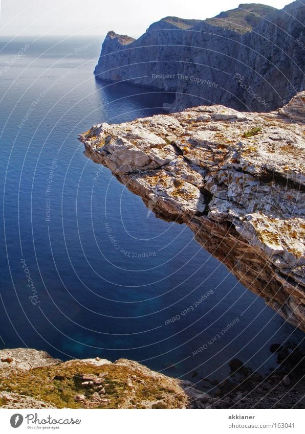 Endlich!!! Mein 1. Bild Klippe Berge u. Gebirge Meer Mallorca Cap Formentor Wasser Erde Strand Klettern Horizont Mittelmeer Meerwasser Ferien & Urlaub & Reisen