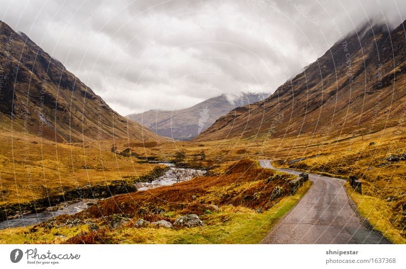 Glen Etive Ferien & Urlaub & Reisen Tourismus Ausflug Abenteuer Ferne Expedition Schnee Berge u. Gebirge wandern Klettern Bergsteigen Natur Landschaft Pflanze