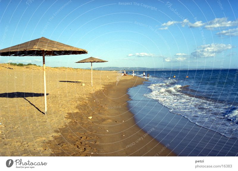 Strand von Vartholomio Ferne Meer Himmel Wolken Wellen Küste Griechenland Europa Freude Glück Fröhlichkeit Zufriedenheit Farbfoto mehrfarbig Außenaufnahme