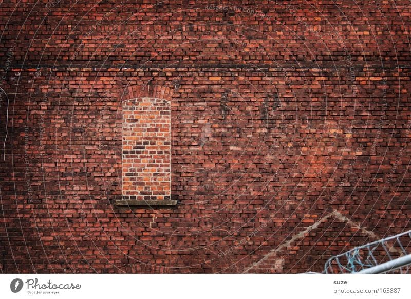 Stein um Stein ... Haus Hausbau Umzug (Wohnungswechsel) Baustelle Wirtschaft Handwerk Mittelstand Arbeitslosigkeit Bauwerk Architektur Mauer Wand Fassade