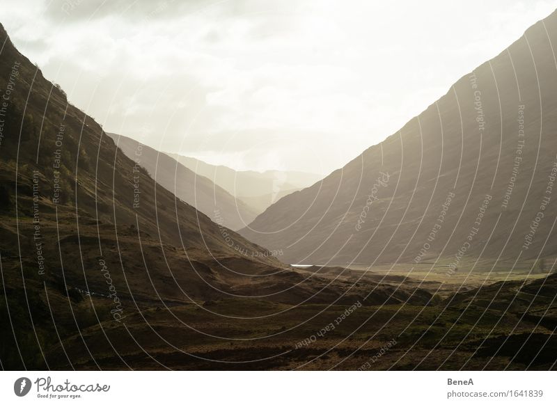 Glencoe Umwelt Natur Landschaft Sonne Sonnenaufgang Sonnenuntergang Sonnenlicht Schönes Wetter Gras Hügel Felsen Berge u. Gebirge Highlands Schlucht Schottland