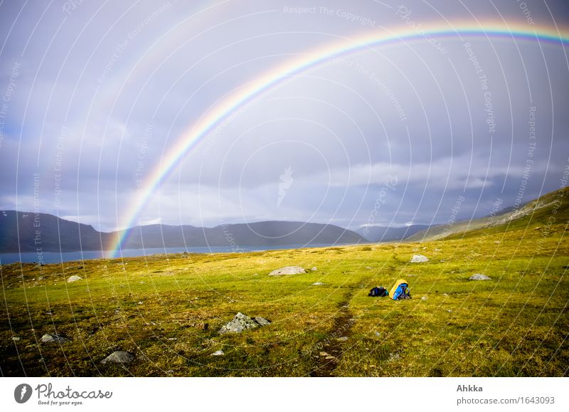 Regenbogentor II Behandlung Ausflug Abenteuer Ferne Berge u. Gebirge wandern schlechtes Wetter Tor Wege & Pfade Lebensfreude Mut Vertrauen Sicherheit Schutz