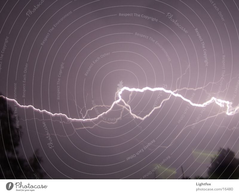 Blitz... Licht – und wieder dunkel! Blitze Elektrizität Unwetter Donnern grell Natur Energiewirtschaft hell zappeln Gewitter Wetter