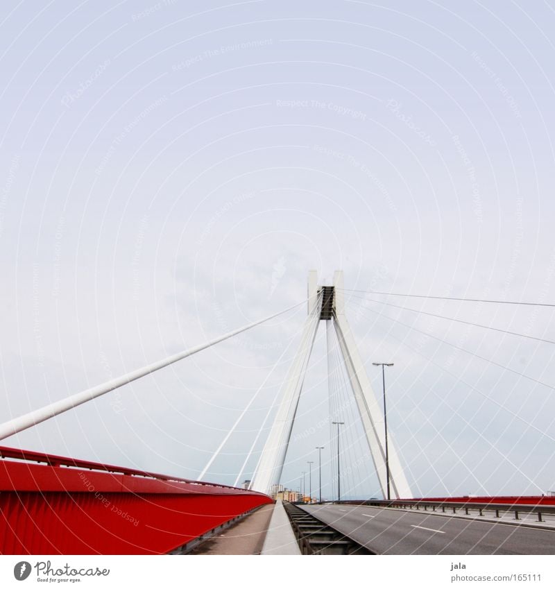 lu Farbfoto Außenaufnahme Menschenleer Textfreiraum oben Tag Zentralperspektive Himmel Brücke Bauwerk Gebäude Architektur Wahrzeichen Verkehr Straße