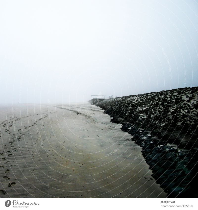 Grenzenlos Farbfoto Gedeckte Farben Außenaufnahme Menschenleer Textfreiraum links Textfreiraum oben Morgen Morgendämmerung Totale Erholung ruhig Ferne Strand