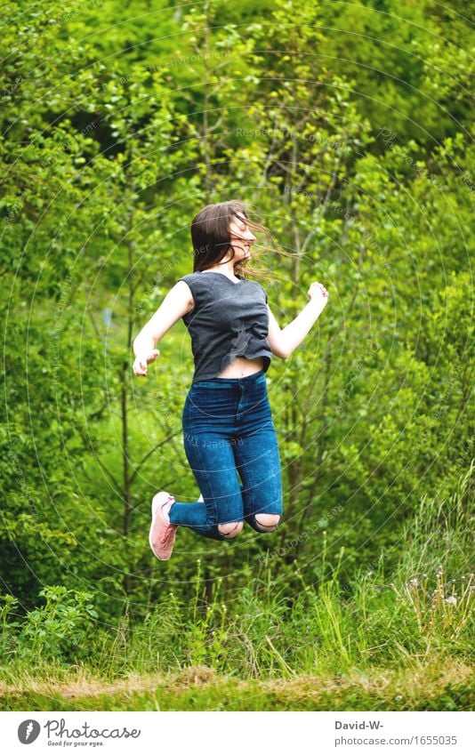 Freudensprung Gesundheit Gesundheitswesen sportlich Leben Wohlgefühl Zufriedenheit Spielen Sommer Sommerurlaub Sonne Mensch Junge Frau Jugendliche Erwachsene 1