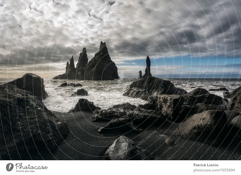 Reynisfiara schön Leben Ferien & Urlaub & Reisen Abenteuer Strand Meer Insel Wellen Umwelt Natur Landschaft Urelemente Erde Himmel Wolken Frühling Klima