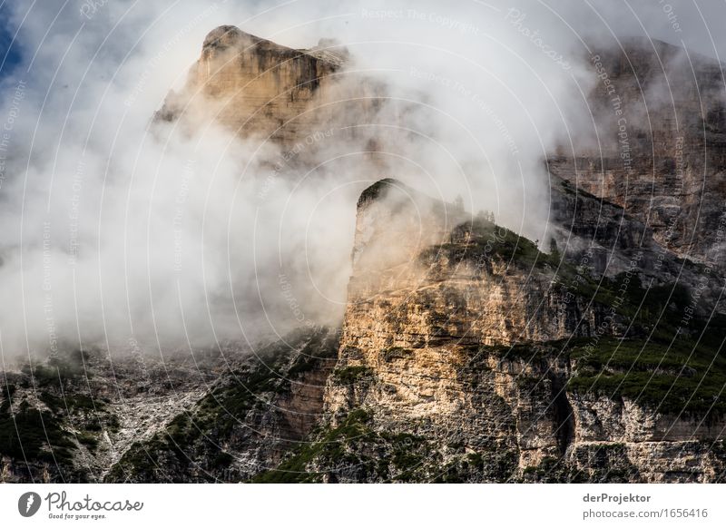 Nebel in den Dolomiten Ferien & Urlaub & Reisen Tourismus Abenteuer Ferne Freiheit Sommerurlaub Berge u. Gebirge wandern Umwelt Natur Landschaft Pflanze Tier