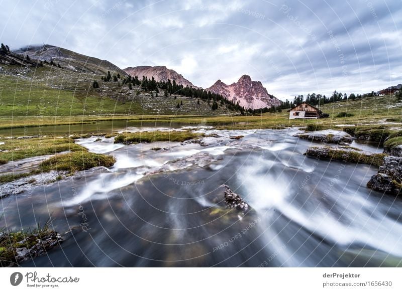 Ein Morgen in den Dolomiten Ferien & Urlaub & Reisen Tourismus Ausflug Abenteuer Ferne Freiheit Camping Berge u. Gebirge wandern Umwelt Natur Landschaft Pflanze