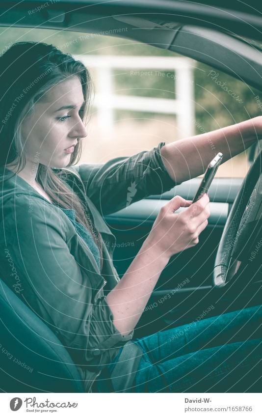 Achtung Lebensgefahr Gesundheit lesen Trauerfeier Beerdigung Mensch Junge Frau Jugendliche Erwachsene 1 Verkehr Verkehrswege Straßenverkehr Autofahren