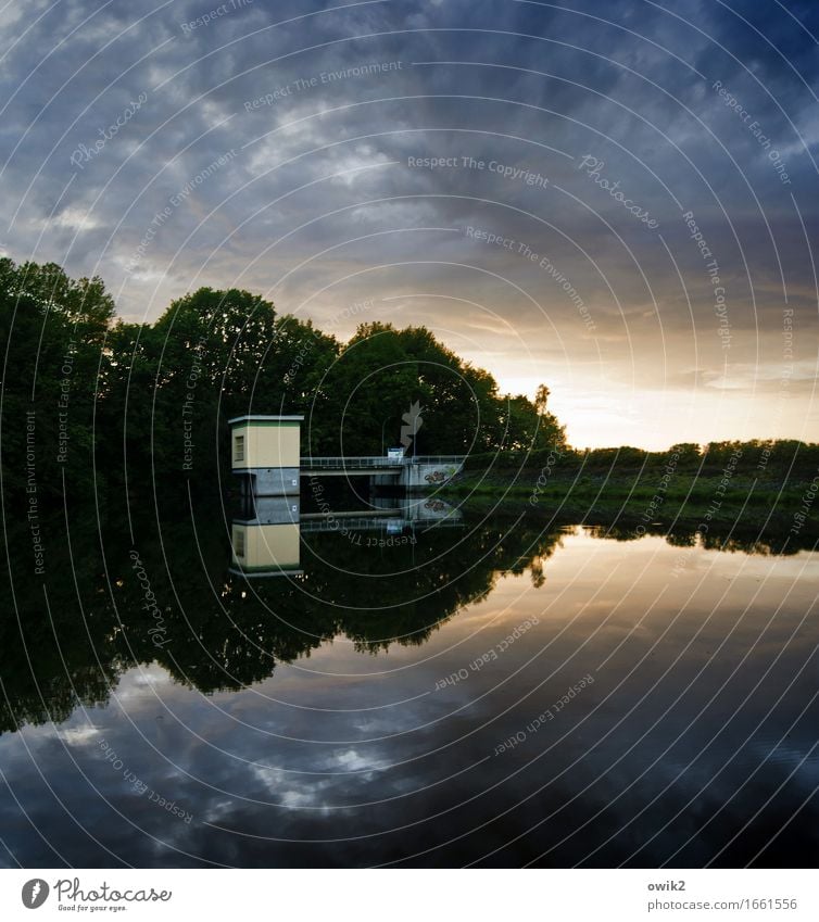 Staustufe Technik & Technologie Umwelt Natur Landschaft Himmel Wolken Horizont Pflanze Baum Wald See Gebäude Fassade ruhig Idylle Ferne Stausee Windstille