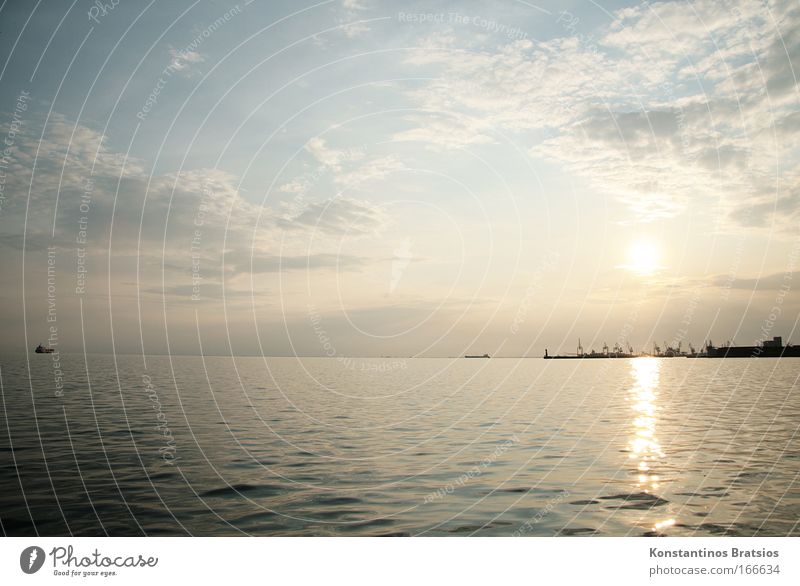 Feierabendstimmung Farbfoto Außenaufnahme Menschenleer Textfreiraum oben Textfreiraum unten Abend Sonnenlicht Sonnenaufgang Sonnenuntergang Panorama (Aussicht)