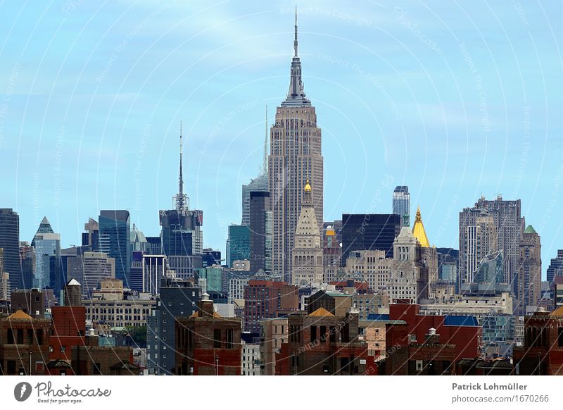 Hoch, höher am höchsten Tourismus Sightseeing Städtereise Haus Büro Handel Kapitalwirtschaft Geldinstitut Umwelt Himmel New York City Manhattan USA Nordamerika