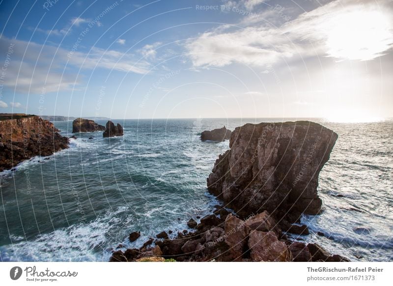 Felsen Umwelt Natur Landschaft Horizont Sonnenaufgang Sonnenuntergang blau braun schwarz türkis weiß Portugal Algarve Klippe Küste Wellen Wasser Meer Wolken