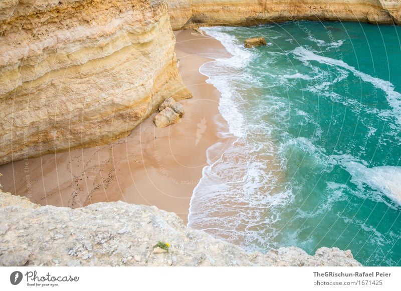 TheBeach Umwelt Natur Landschaft Wasser blau braun gelb türkis Sand Strand Wellen Gischt Meer Ferien & Urlaub & Reisen Felsen Klippe Algarve Stein Farbfoto