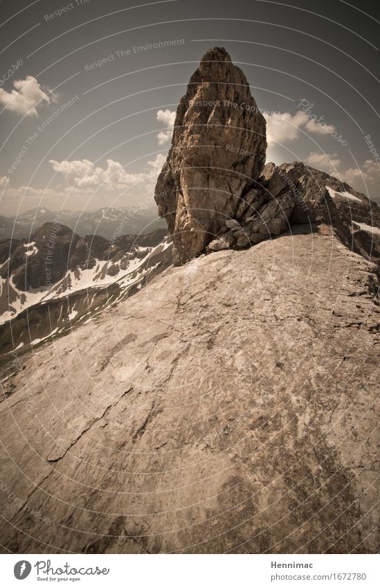 Wie lange hält er noch? Ferien & Urlaub & Reisen Tourismus Ausflug Abenteuer Ferne Freiheit Sommer Sommerurlaub Berge u. Gebirge wandern Natur Landschaft Himmel