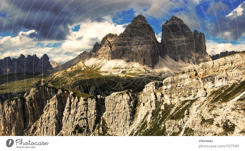 drei zinnen Farbfoto Außenaufnahme Menschenleer Tag Panorama (Aussicht) Blick nach vorn Umwelt Natur Landschaft Felsen Alpen Berge u. Gebirge Wege & Pfade Ferne