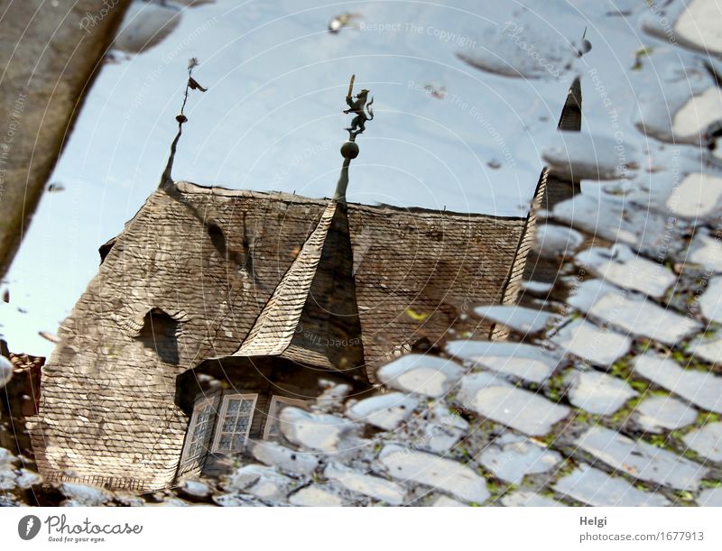 AST 9 | nach dem Regen... Umwelt Wasser Alsfeld Kleinstadt Stadtzentrum Altstadt Marktplatz Rathaus Gebäude Architektur Dach Sehenswürdigkeit Straße