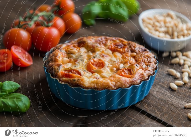 Quiche Lebensmittel Teigwaren Backwaren Tomate Basilikum Pinienkern Käse Ernährung Mittagessen Abendessen Bioprodukte Vegetarische Ernährung Diät