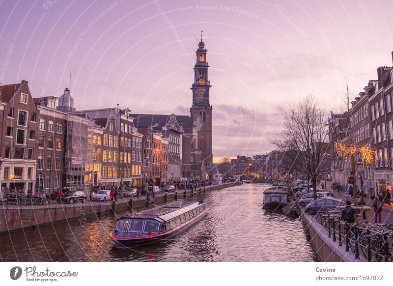 Amsterdam VIII Winter Fluss Niederlande Europa Stadt Hauptstadt Stadtzentrum Kirche Dom Bauwerk Gebäude Verkehr Verkehrswege Personenverkehr Schifffahrt