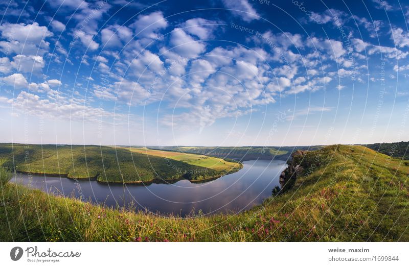 Sonniger Morgen des Sommers auf dem Fluss in der Schlucht schön Ferien & Urlaub & Reisen Sonne Umwelt Natur Landschaft Wasser Himmel Wolken Sonnenaufgang