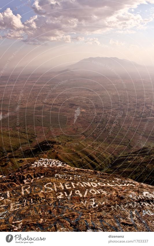 Usambara Mountains II Abenteuer Ferne Freiheit Berge u. Gebirge Landschaft Wolken Horizont Schlucht außergewöhnlich gigantisch Unendlichkeit Lebensfreude