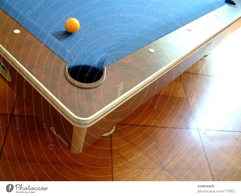 Einlochen II Billard Tisch Freizeit & Hobby Schwimmbad Bar 8 rund Gastronomie Spielen Kugel Rolle Kneipe