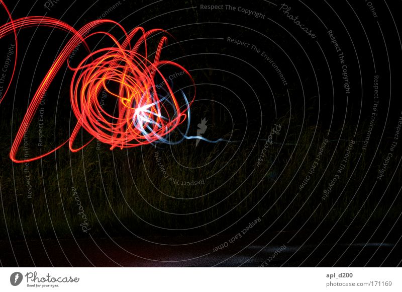 Supernova Farbfoto Außenaufnahme Experiment Textfreiraum rechts Nacht Kunstlicht Lichterscheinung Zentralperspektive High-Tech Energiewirtschaft Umwelt Natur