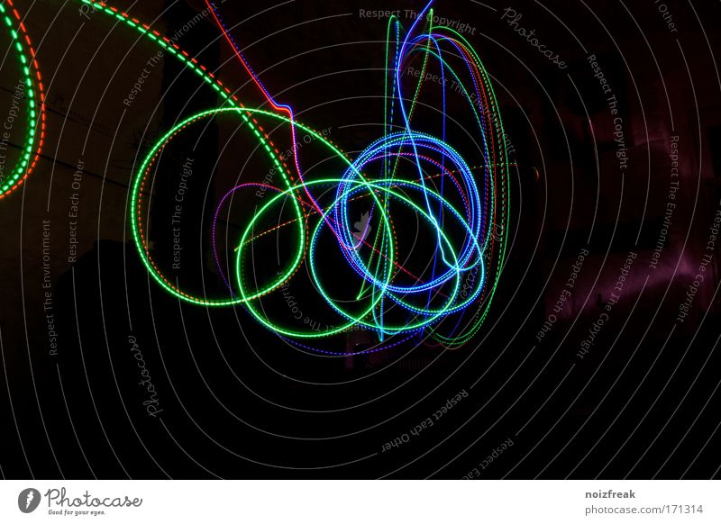 abadoned bitstream Farbfoto Innenaufnahme Experiment abstrakt Menschenleer Textfreiraum rechts Textfreiraum unten Nacht Licht Lichterscheinung