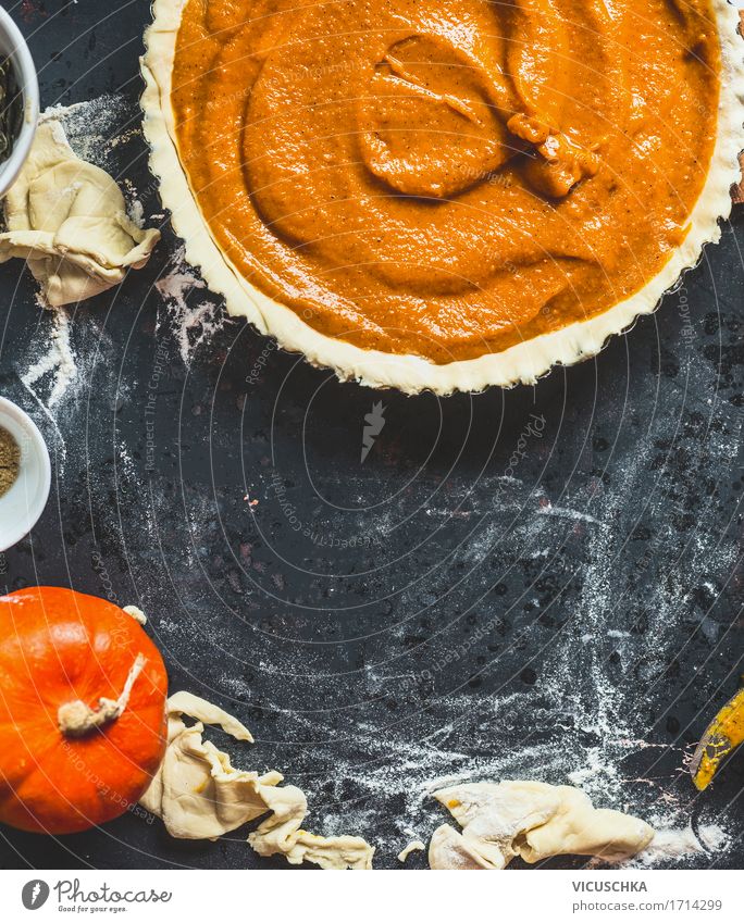 Traditioneller Kürbiskuchen Zubereiten Gemüse Kuchen Dessert Süßwaren Ernährung Bioprodukte Vegetarische Ernährung Stil Design Gesunde Ernährung Leben Tisch