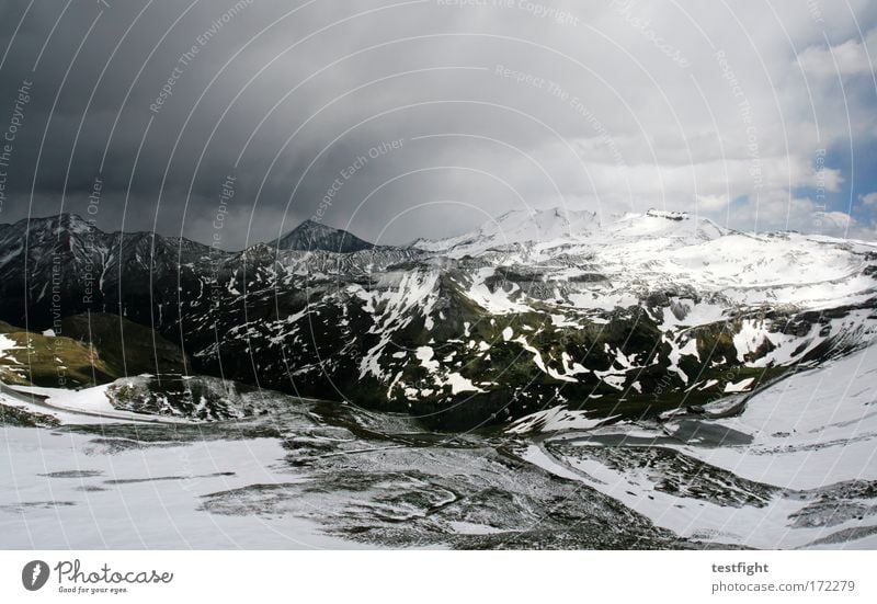 somewhere in österreich Farbfoto Außenaufnahme Textfreiraum oben Tag Licht Schatten Sonnenlicht Sonnenstrahlen Panorama (Aussicht) Weitwinkel