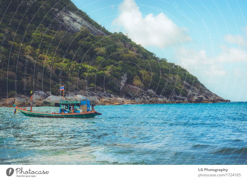 Boot auf Flasche Strand schön Erholung ruhig Ferien & Urlaub & Reisen Abenteuer Sonne Meer Wellen Seil Kultur Sand Wolken Küste Verkehr Wasserfahrzeug blau grün