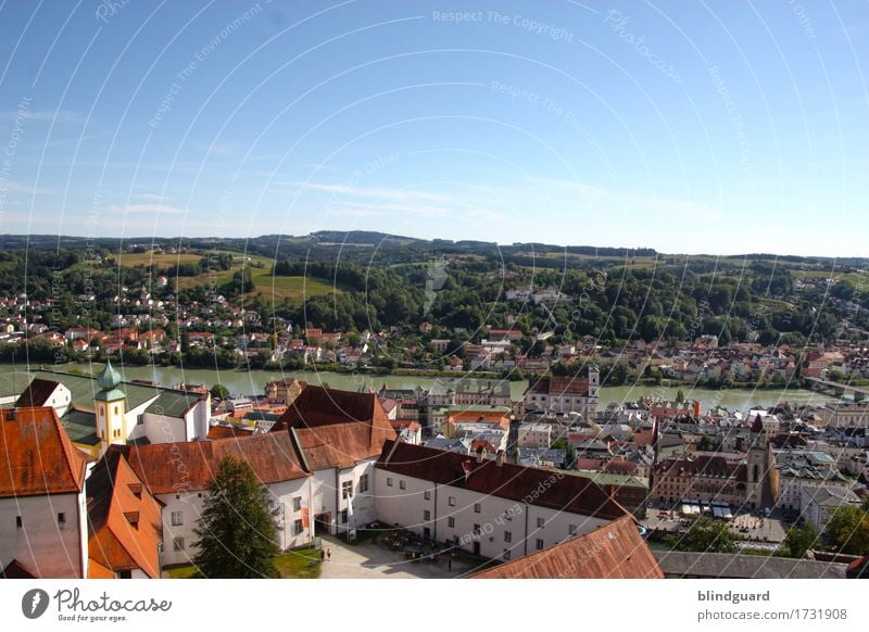 Castles and Dreams II Tourismus Ausflug Ferne Sightseeing Städtereise Sommer Umwelt Natur Himmel Baum Hügel Berge u. Gebirge Flussufer Stadt Stadtzentrum